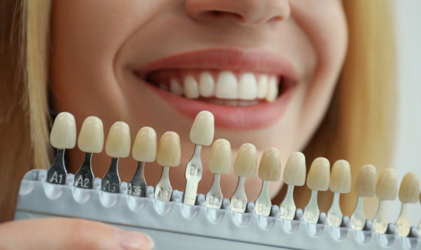 Bright Smiles For The Holidays: Tips For Maintaining Healthy Teeth During Christmas
