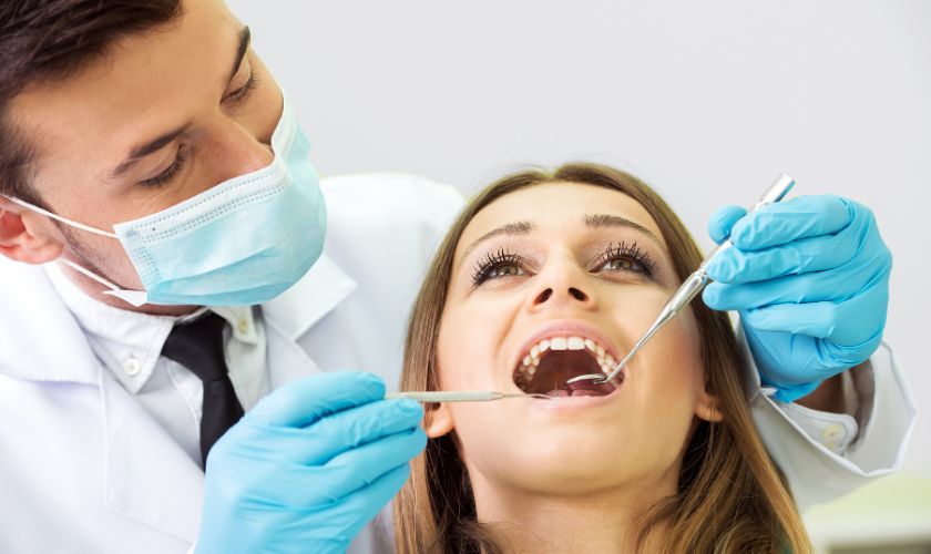 Featured image for “Choosing the Right Family Dentist: Factors to Consider”